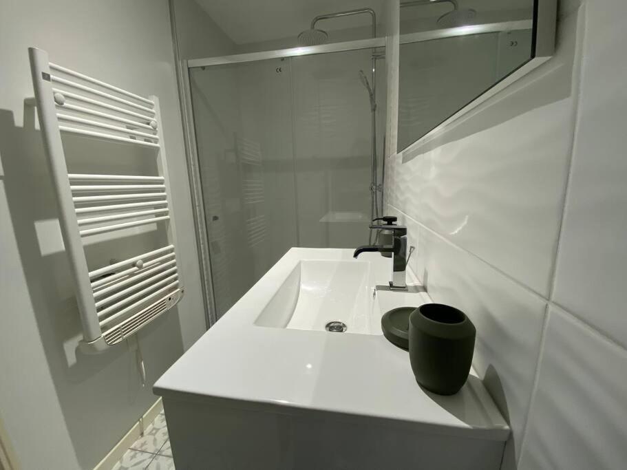 Maison 6 Personnes-Clim-Wifi-Proche Centre Ville Carcassonne Esterno foto